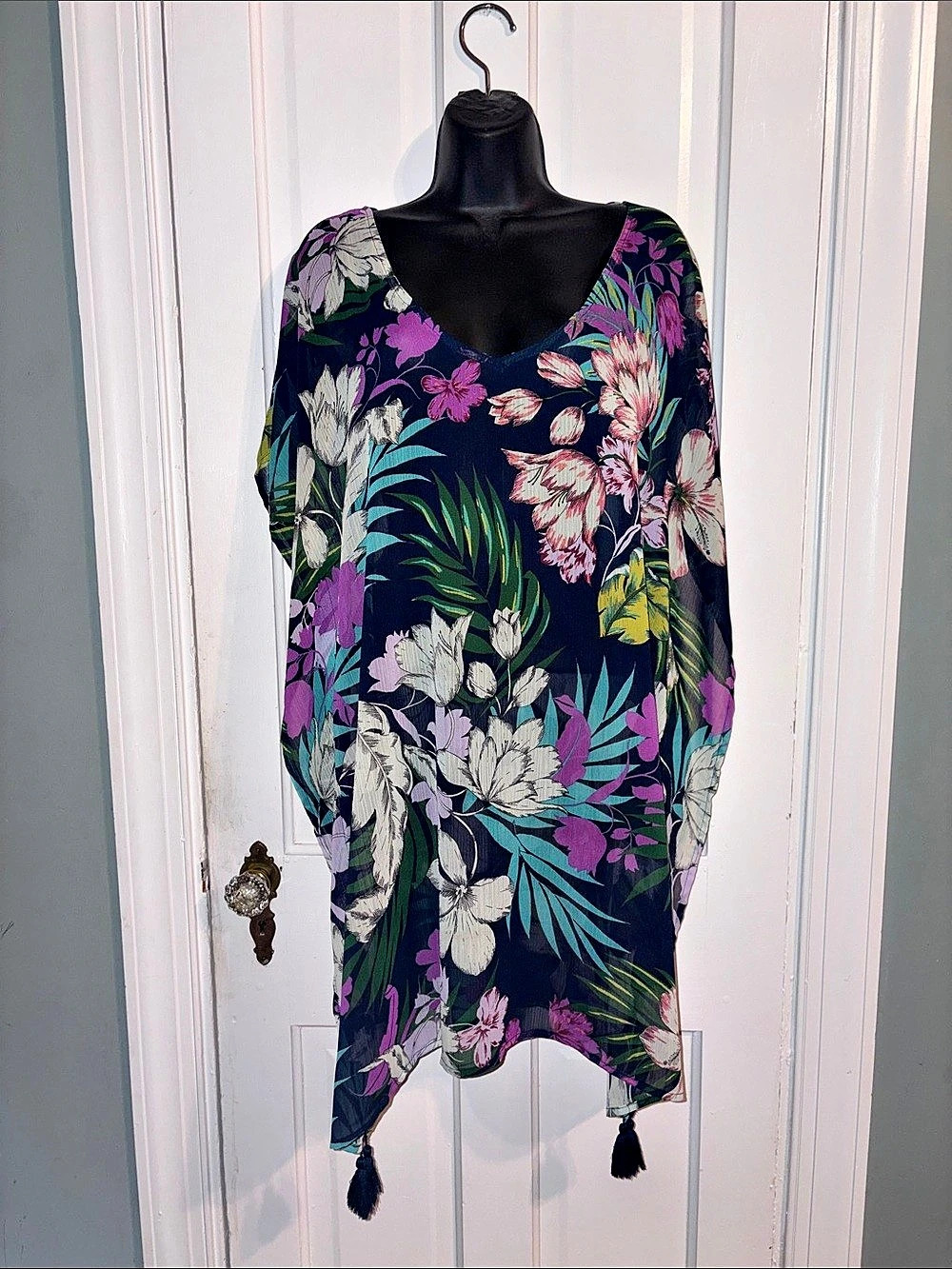Kona Sol Floral Tunic in Blue & Purple Like New
